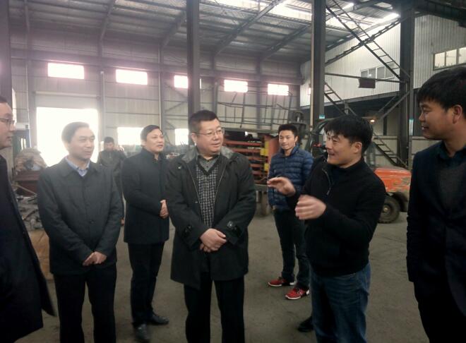平橋區(qū)各領(lǐng)導(dǎo)來企業(yè)視察生產(chǎn)及環(huán)保工作